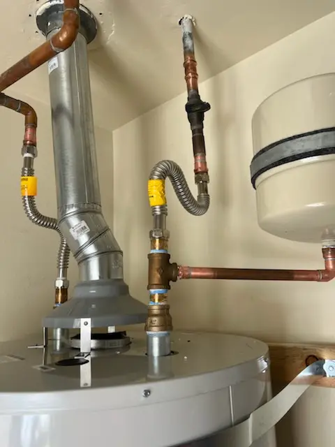 Water heater installation and plumbing repair in Estero